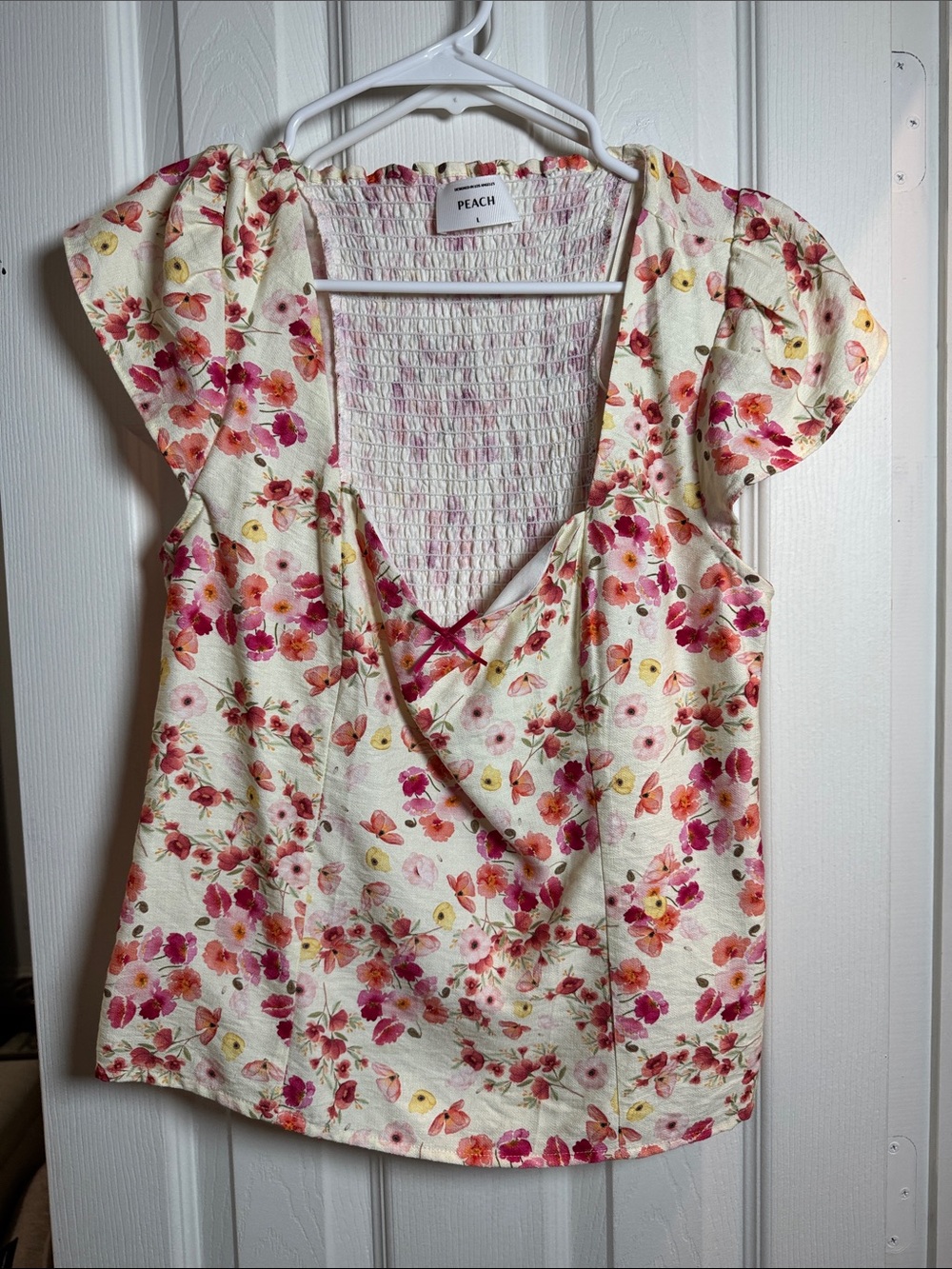 Floral Puff-Sleeve Cream Blouse with Pink & Red Blooms